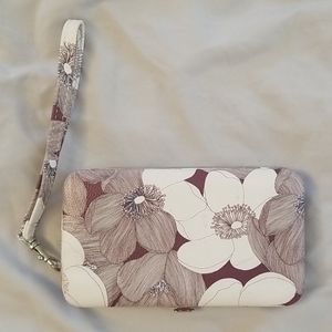 Floral phone wristlet/wallet